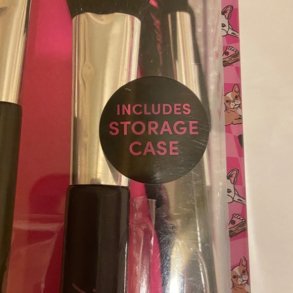 NWT Betsey Johnson Wallet pink/hearts ID, Betsey Johnson 4makeup brushes&case - Picture 10 of 10